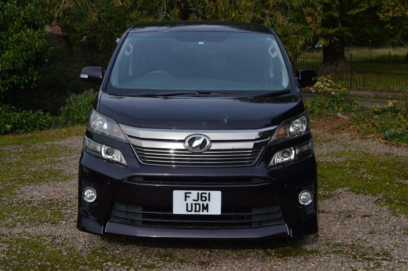 View TOYOTA VELLFIRE 