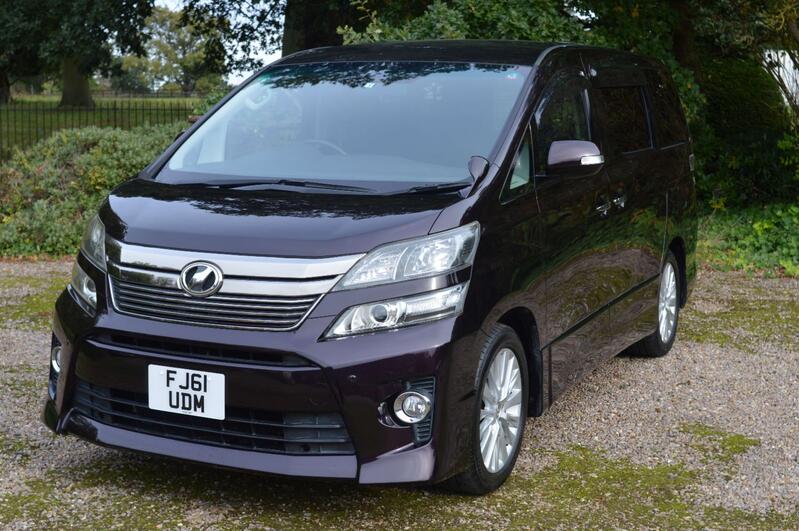 TOYOTA VELLFIRE