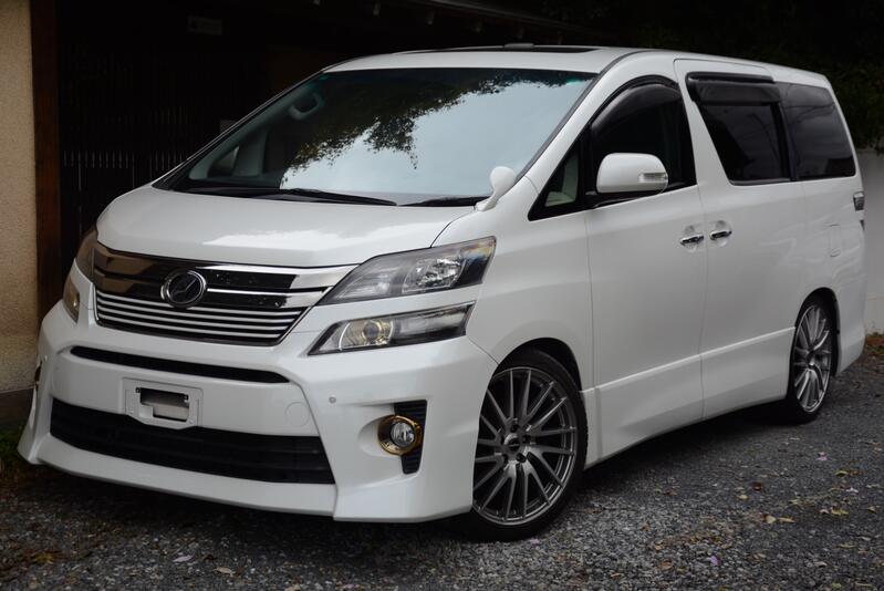 View TOYOTA VELLFIRE -