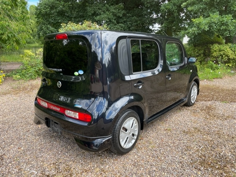 NISSAN CUBE