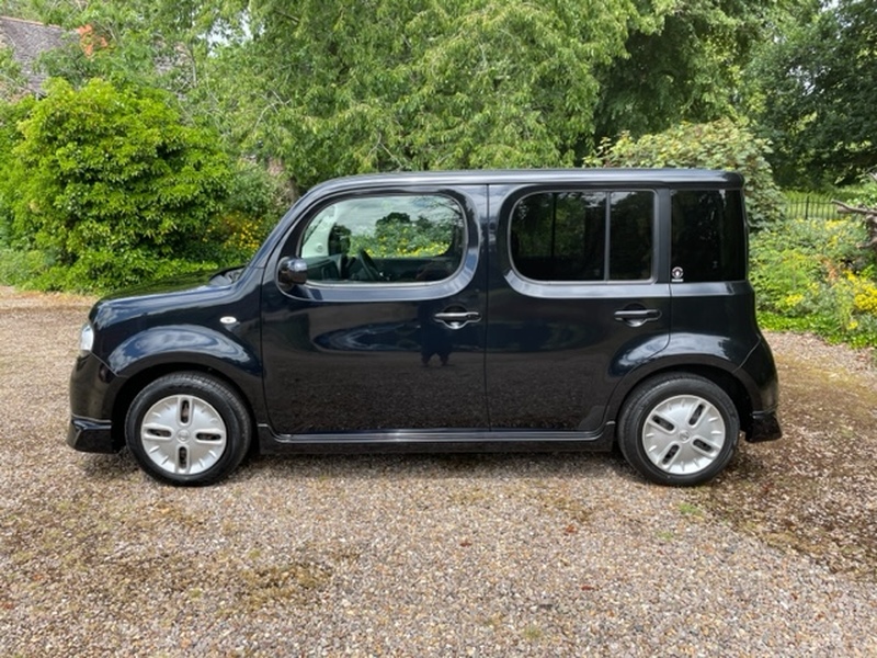 NISSAN CUBE