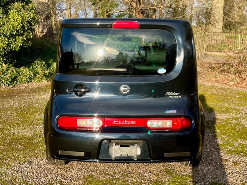 NISSAN CUBE