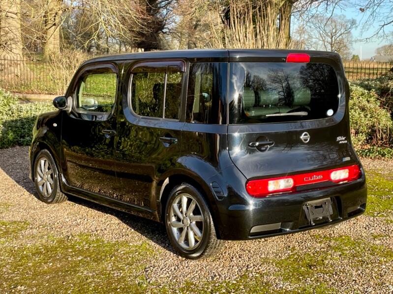 NISSAN CUBE