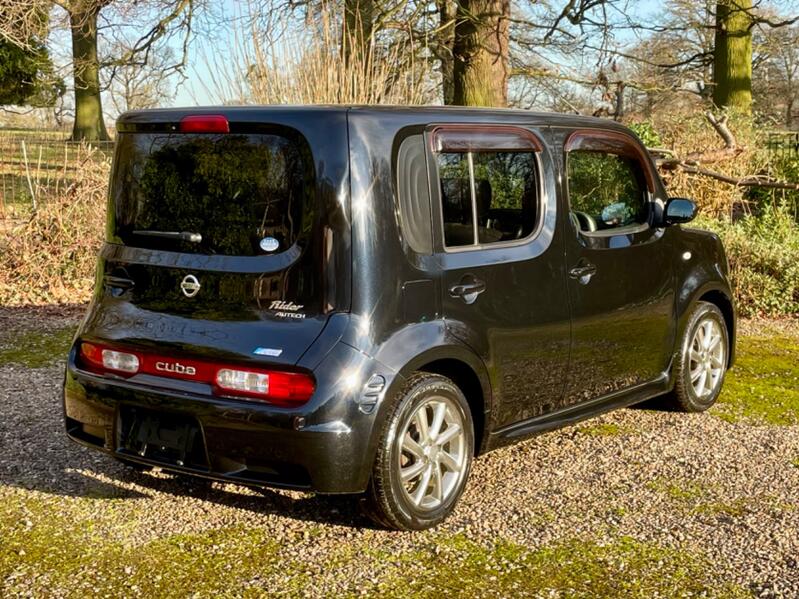 NISSAN CUBE